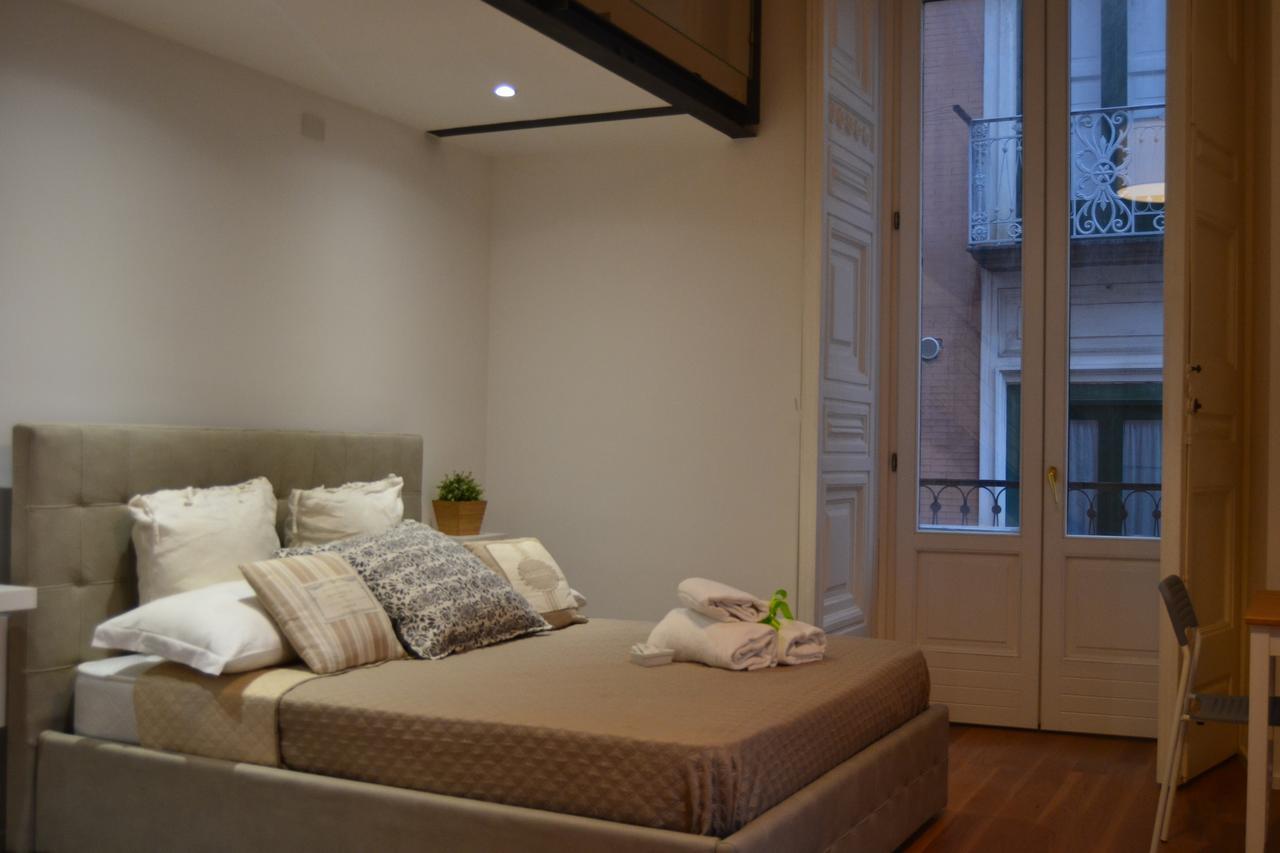 Via Roma Apartment Deluxe Salerno Exterior foto